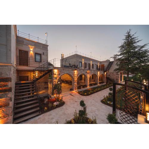 Sv Valinor Stone House