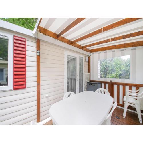 Swanky Mobile Home in Saint Jean de Monts near Seabeach