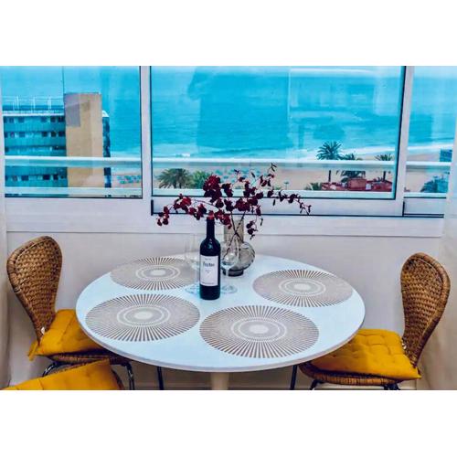 Sweeping Views 1bd condo 100m to Poniente Beach