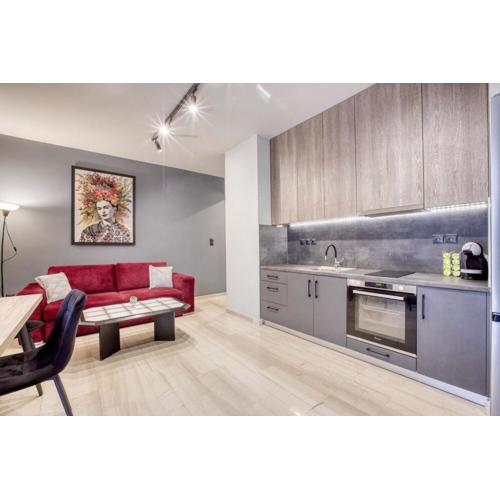 Sweet and modern flat at Palaio faliro
