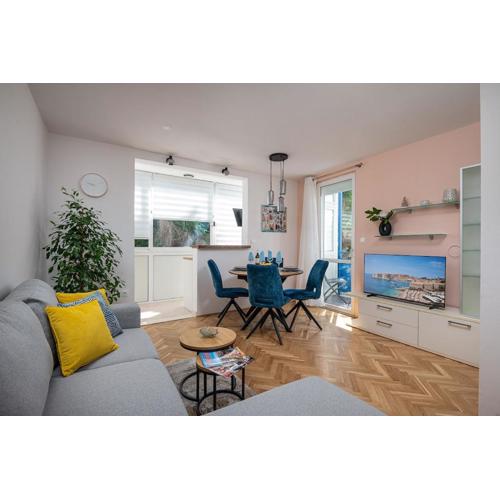 Sweet & Cozy Apartment