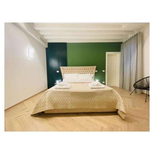 Sweet Time Venice, Luxury San Marco Frezzaria apt!