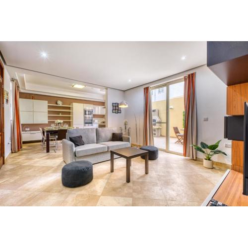 Swieqi 3 bedroom with Patio