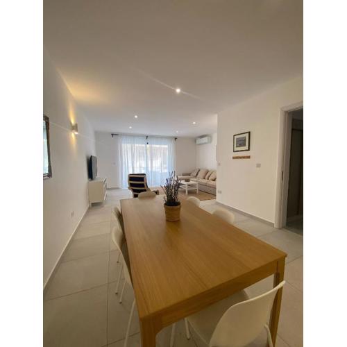 Swieqi Malaika New Apt 2 with COURTYARD