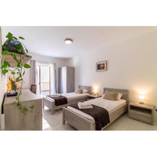 Swieqi Stay with shared facilities 109