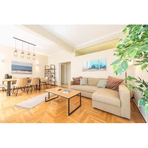 Syntagma H&B Apartment