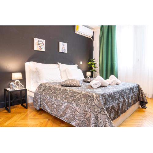 Syntagma Suite 2