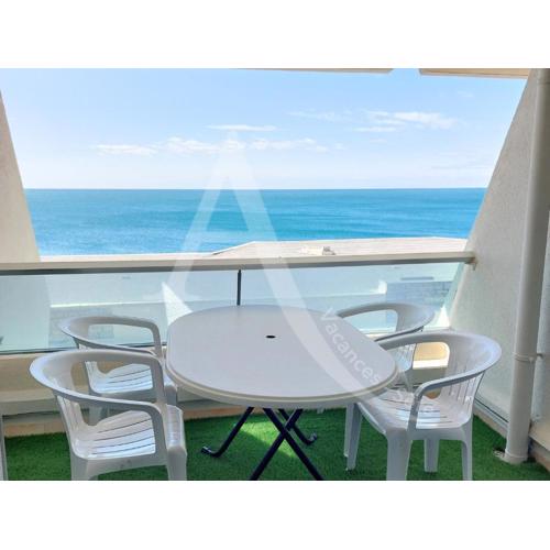 T2 4 personnes avec balcon vue mer tout equipe