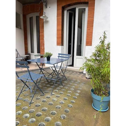 T2 ,AC,Private, Terrace, central