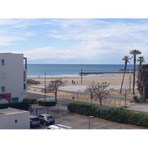 T2 cabine 35m² + loggia à Sète, parking et vue sur la mer - FR-1-472-120
