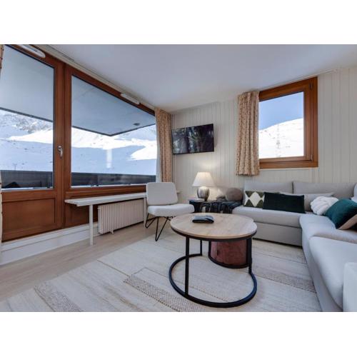 T2 confortable skis aux pieds Val Claret, 4 pers, balcon, wifi, proche commerces - FR-1-641-74