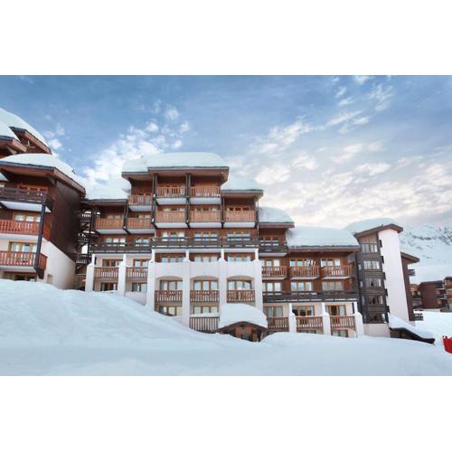T2 pour 5 personnes, skis aux pieds - L\