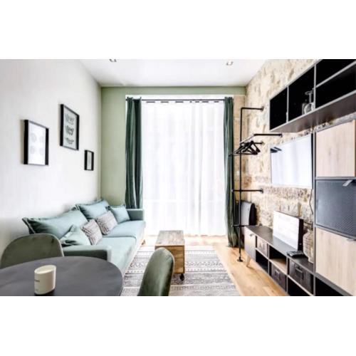 T2 with Wifi near Montmartre