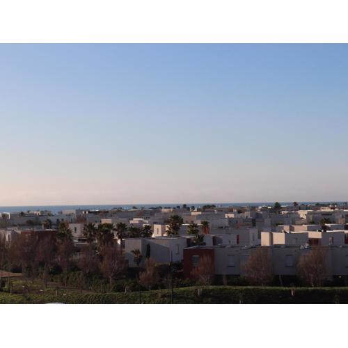 T3 75m² avec Terrasse et Double Parking à Sète - FR-1-472-141