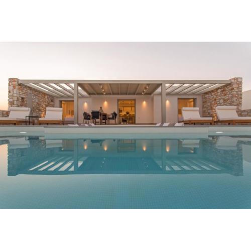 T7 LUXURY VILLAS PAROS