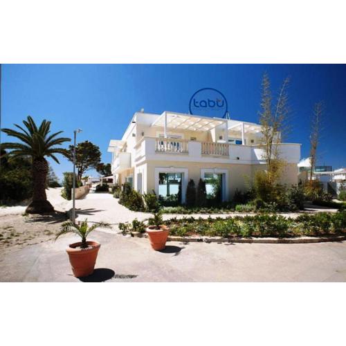 Tabù Hotel