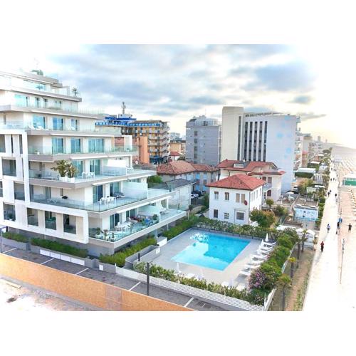 Tahiti Suite Frontemare - Jesolo - SOLO FAMIGLIE