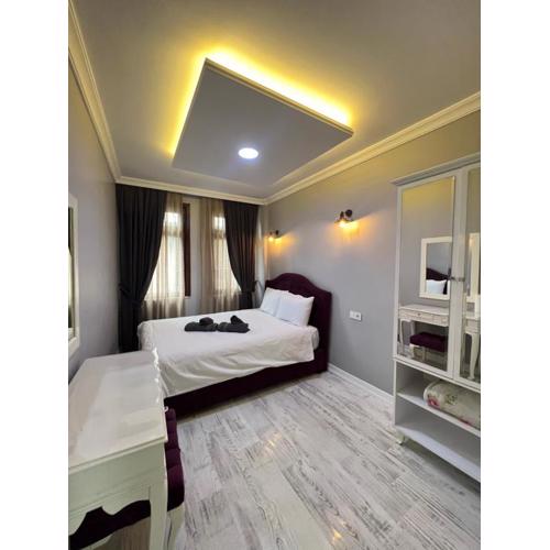 TAKSİM CMLM Suit