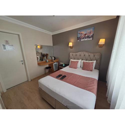 TAKSİM LİFE HOUSE