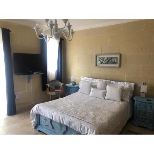 Tal-Awturi Rent a Room