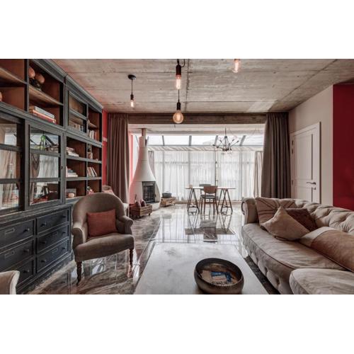 Talbot and Bons Deluxe Studio Flat