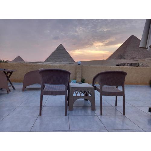 Tamara Pyramids Inn