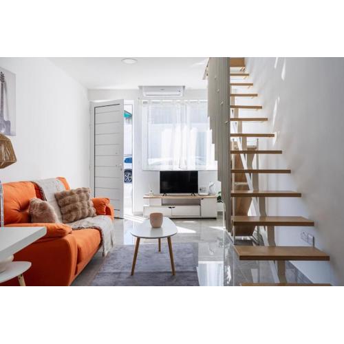 Tangerine Modern 1-BR Apartment in Larnaca