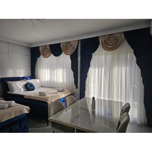 Tania Apartments