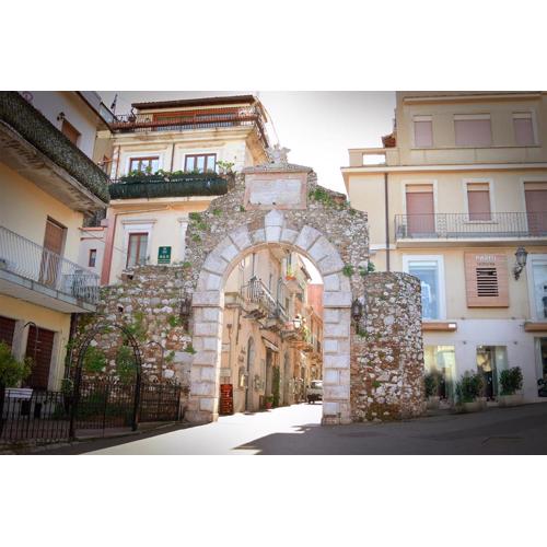 Taormina Boutique Rooms