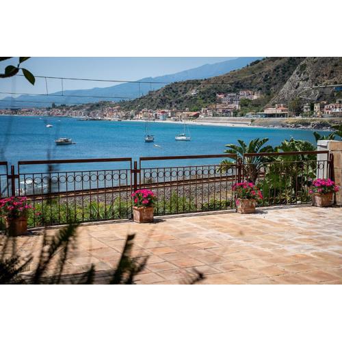 Taormina Mare Apartment