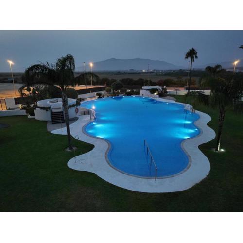 Tarifa Apartamento piscina ideal familia niños