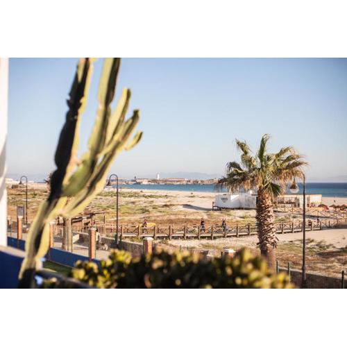 Tarifa Cozy House - Beach Front, Pool, Parking