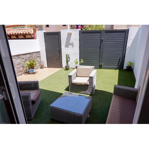 Tarifa Family House 5 min walk to the beach and old town