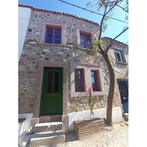 Tarihi Restore Edilmiş Rum Evi