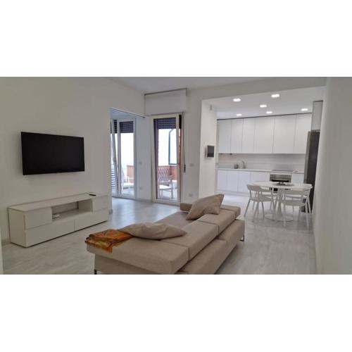 Tassoni 82 - Apartment in the center with sea view