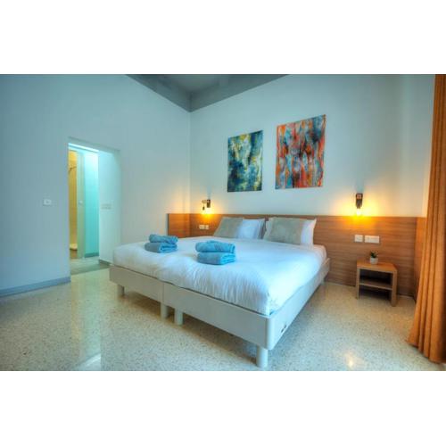 Tasteful 2bedrooms with Maltese balcony MCOP1-2