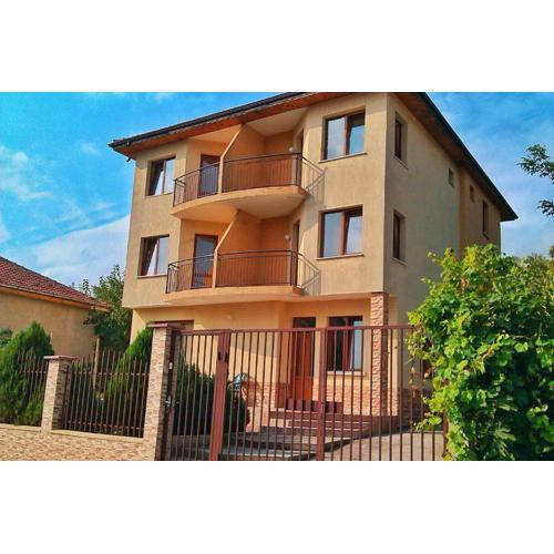 Tatyana Guest House