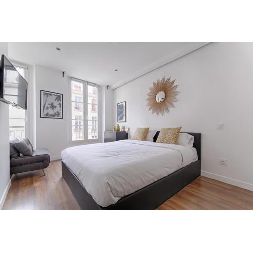 TBS 310 - Elegant studio near Marais district