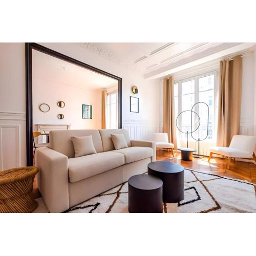TBS 322 - Superb apartment with Eiffel Tower view