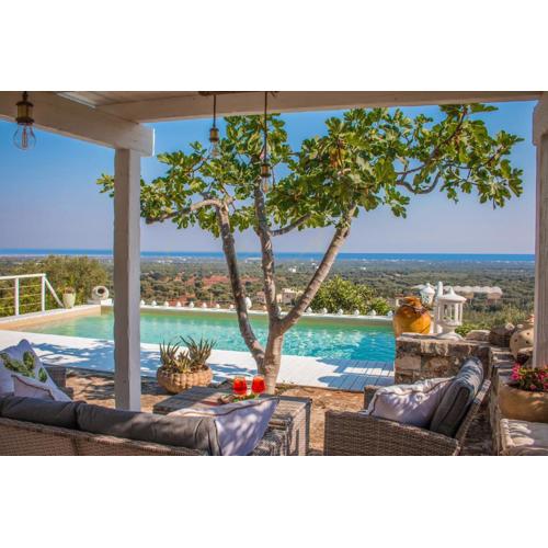 TD Casa Torchiano Hilltop Pool with Sea View