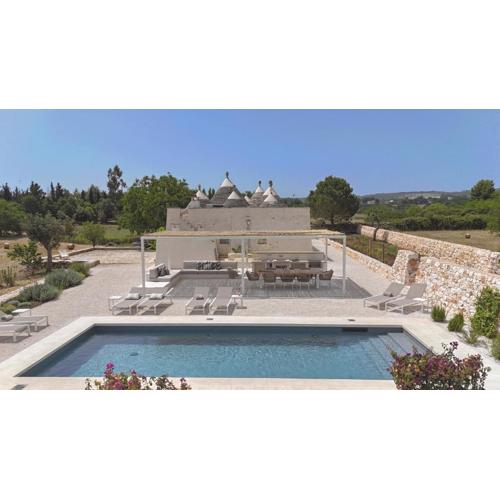 TD I Coni di Pinurè Trulli with Scenic Valley View