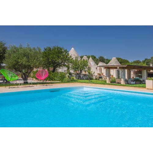 TD Trulli della Magnolia Trulli with Amazing Garden