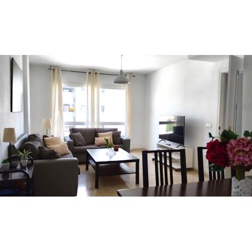 Teatinos Apartment