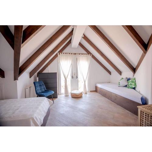 Ten Suns Residence (Maisonette)