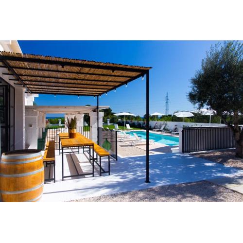 Tenuta Amostuni-Country House