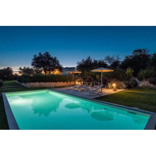 Tenuta Siciliana villa Cavaliere con Depandance Pettegola Vista Mare Piscina Privata Idromassaggio
