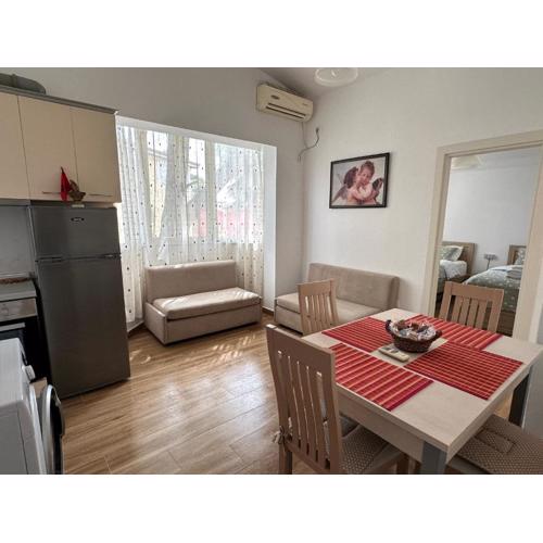 Teo’s Apartment