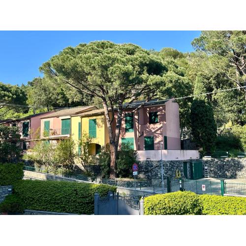 Terrace & Parking - Holiday Home near Fegina Beach