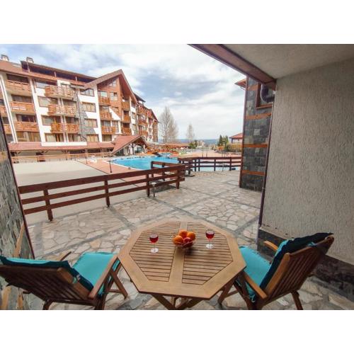 Terrace Pool Deluxe Apartment In Belvedere