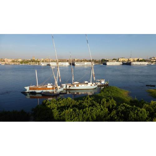 Terrasses et Jardins sur le Nil chez Hagag rive Ouest